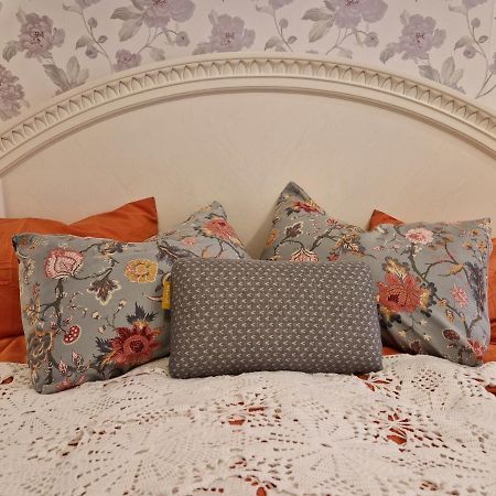 Lovely Apartment In Tallinn Old Town Exteriör bild