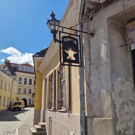 Lovely Apartment In Tallinn Old Town Exteriör bild